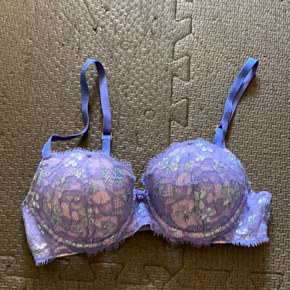 Victoria’s Secret dream Angel bra